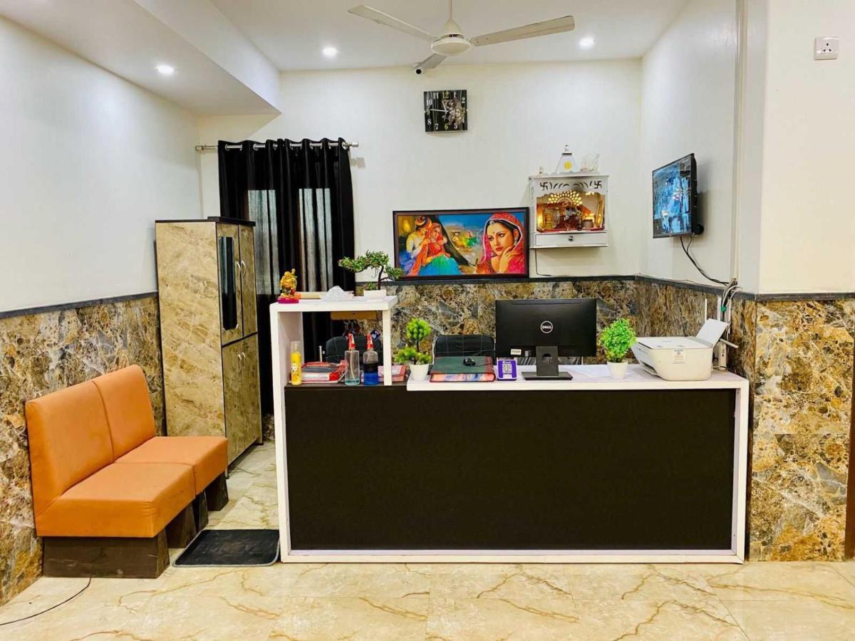 Hotel O K R Resdiancy Near Botanic Garden Of Indian Republic Noida Extérieur photo